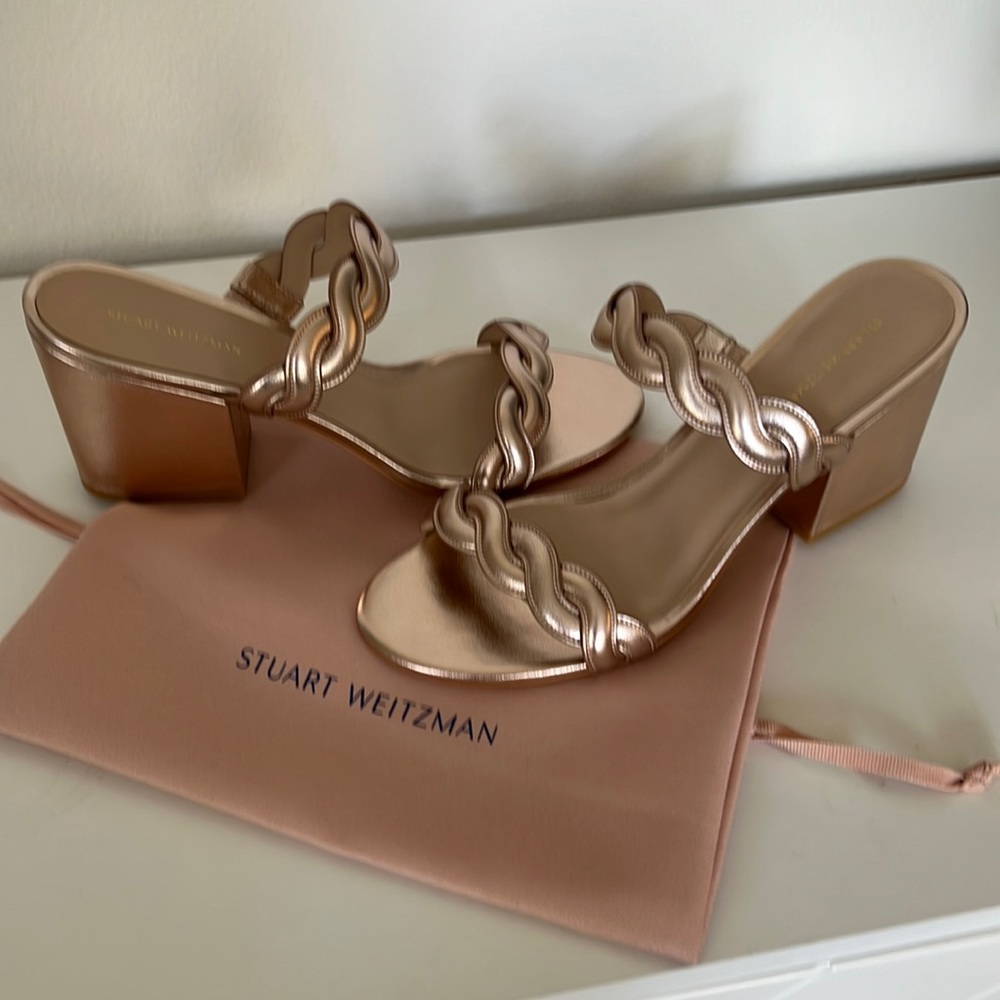 STUART WEITZMAN (NEW) Twistie 75 Block Heel Slide Sandal, cute and comfortable.
